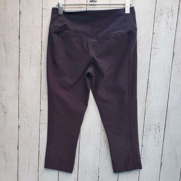 Nike Leggings Women’s Sz S Black Legend 2.0 Dri-Fit Capri 548494-010 - Picture 2 of 10